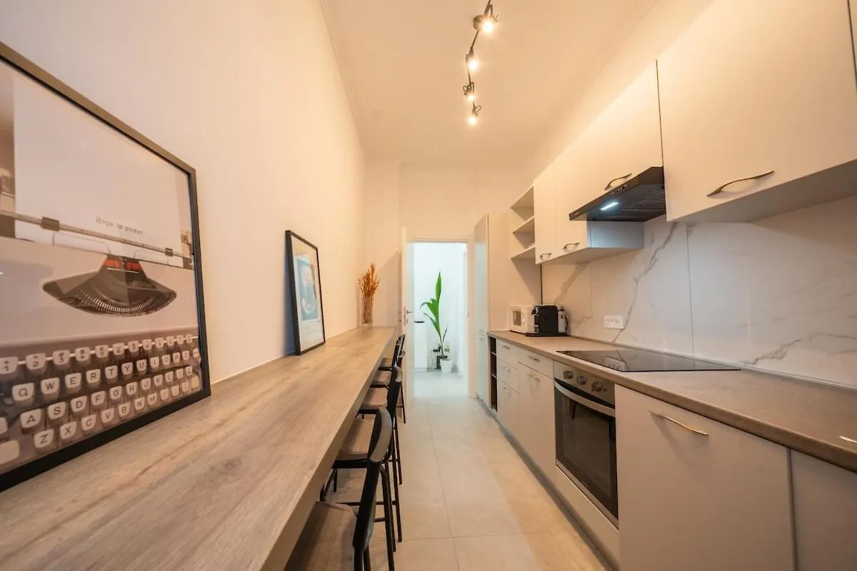 Parking - Design - Caesar House Apartment Bergamo Italy