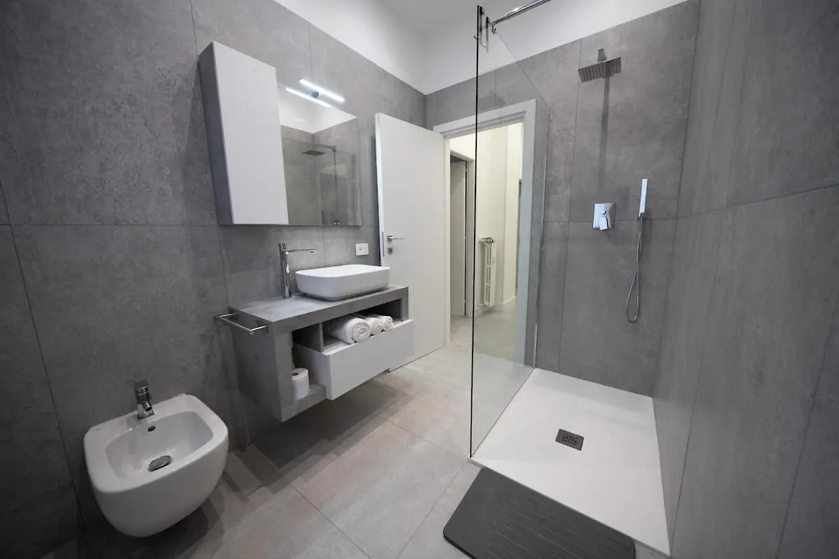 Parking - Design - Caesar House Apartment Bergamo 0*,