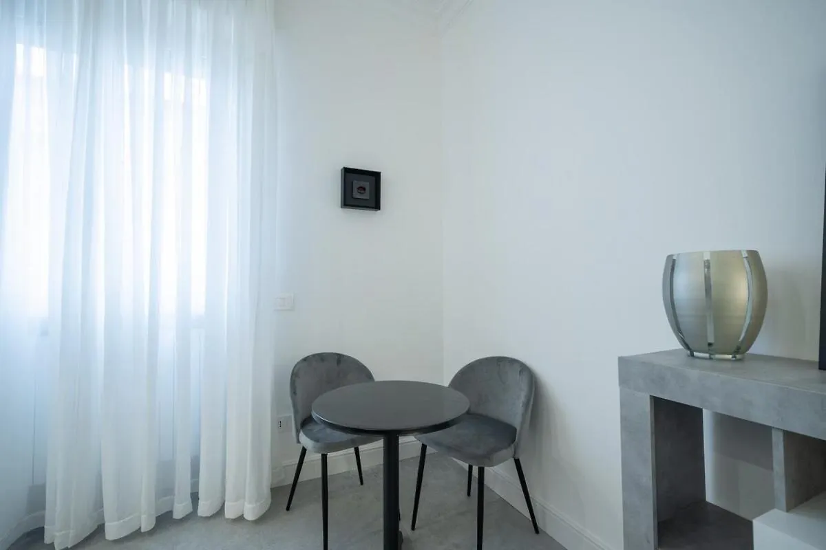 Parking - Design - Caesar House Apartment Bergamo Italy
