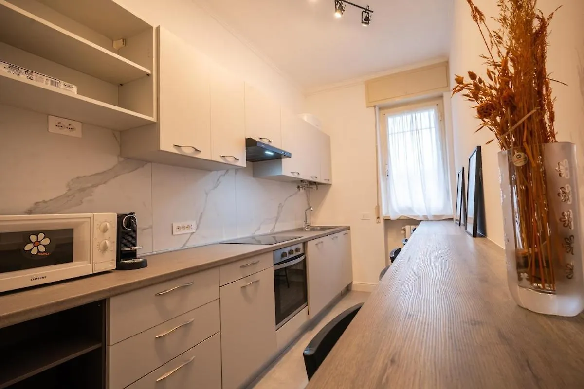 Parking - Design - Caesar House Apartment Bergamo 0*,  Italy